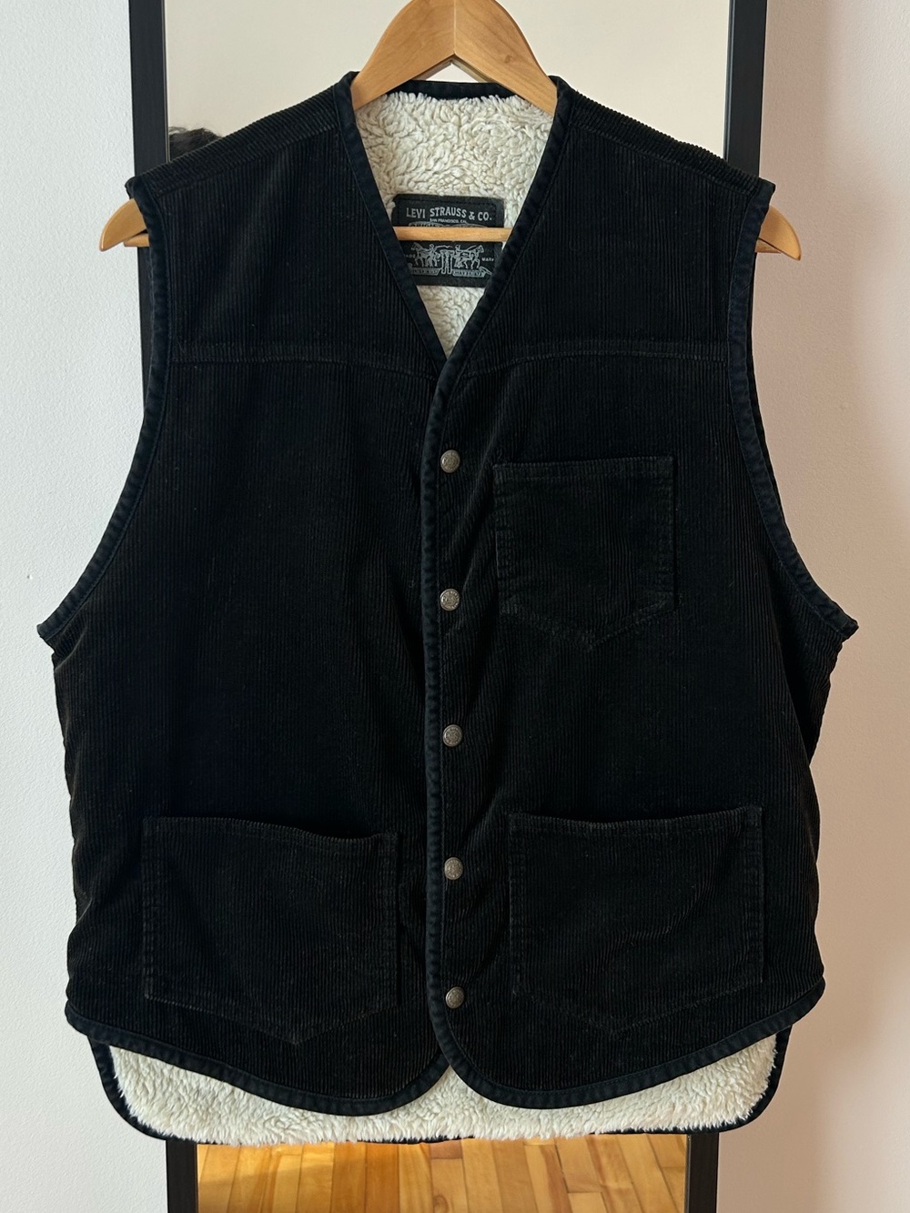 Vintage 80s 90s Levi’s Sherpa Fleece Corduroy Vest Jacket Coat Waistcoat denim